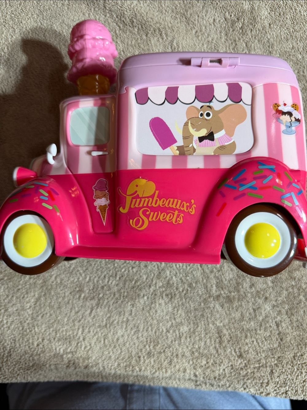 Disney Jumbeaux's Zootopia  Ice Cream Truck Toy -